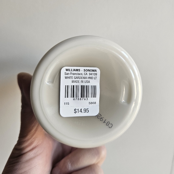 Williams Sonoma White Gardenia Hand Lotion - 16oz - Picture 5 of 5